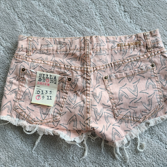Billabong low rise denim shorts - Picture 3 of 3